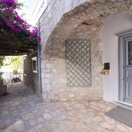 Mansion Veranda Villa Hydra (Saronic Islands)